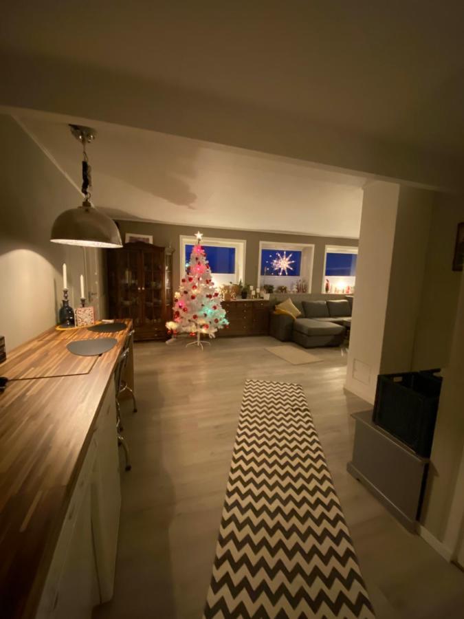 Lyngen, Mackay appartment, Lyngen Lyngseidet Buitenkant foto