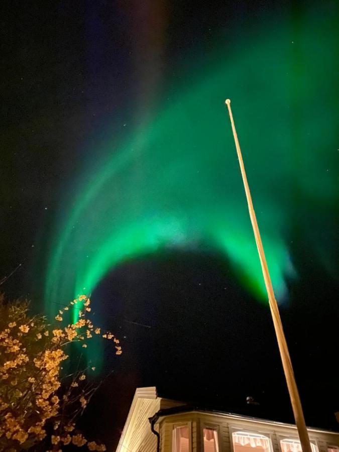 Lyngen, Mackay appartment, Lyngen Lyngseidet Buitenkant foto